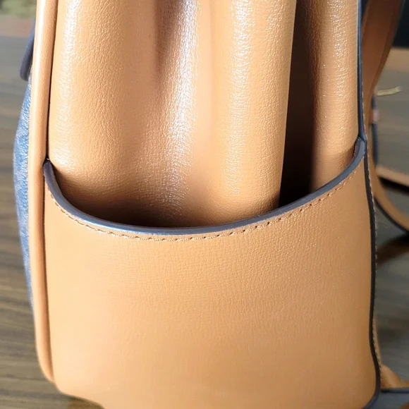 Backpack - Picture 8 of 8